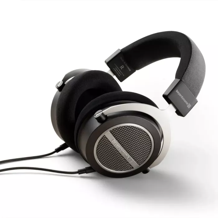 Beyerdynamic Amiron Home відкриті навушники з технологією "Tesla"