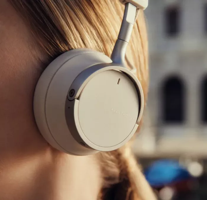 Beyerdynamic Aventho 100 cream накладні навушники закритого типу з Bluetooth Автономна робота 60 годин Вага 220г