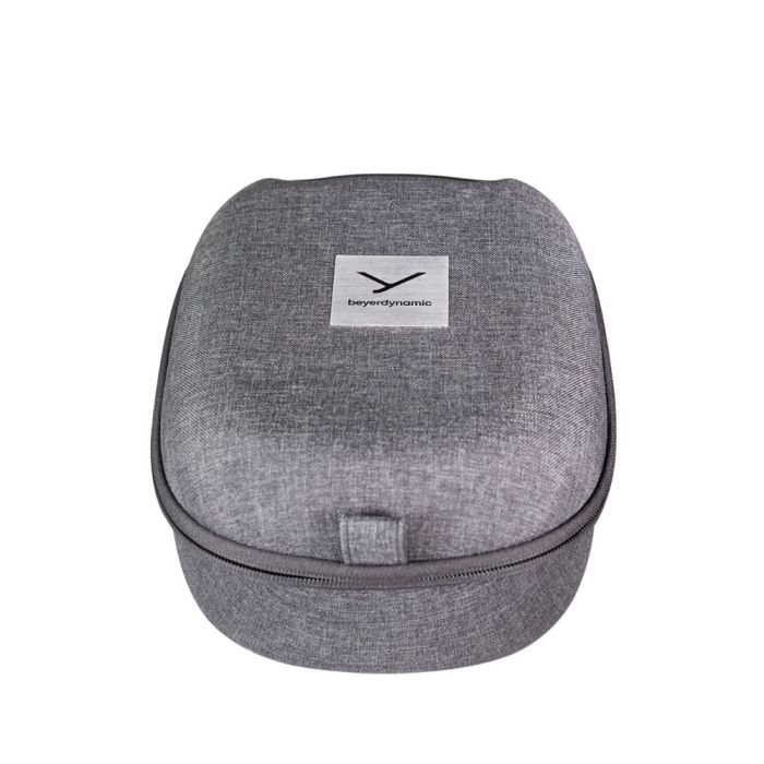 Beyerdynamic T5 the 3rd generation Динамічні навушники з технологією "Tesla", закритого типу. Амбушюри з ефектом пам'ят. В комплекті із кейсом, вага 360г.