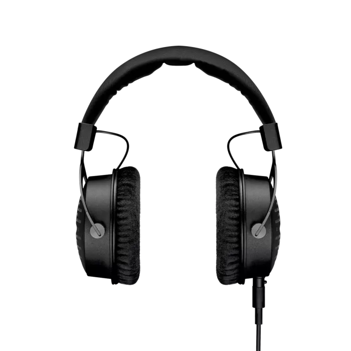 Beyerdynamic DT 1990 PRO MK II преміальні студійні навушники відкритого типу, технологія «Tesla», в комплекті  жорсткий кейс, 2 кабелі, адаптер jack 6.3мм, 2 пари змінних амбушюр
