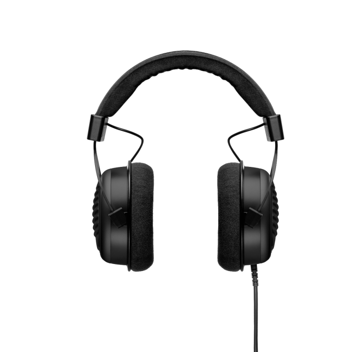 Beyerdynamic DT 990 Black Special Edition 250 ohms Hi-Fi навушники відкритого типу. Для любителів поп- та рок-музики. У комплекті: перехідник на “джек” 6,3 мм, жорсткий кейс. Вага 290г.