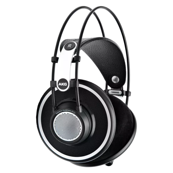 AKG K702 навушники відкритого типу класу Hi-End для Hi-Res аудіо. Велюрові амбушюри. Кабель з mini-XLR конектором.  Вага 235г.