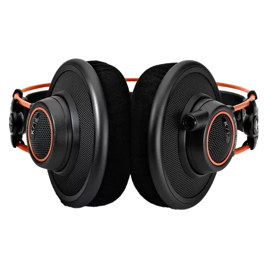 AKG K712 pro  повнорозмірні моніторні навушники відкритого типу для зведення та мастерингу.  З мембранами Varimotion. Кабель 3 м. Вага 235 г.