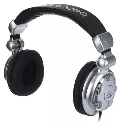 BEHRINGER HPX2000 DJ навушники закритого питу; Поворотні чаши;  АЧХ 20-20кГц; Адаптер-джек 6,3мм.