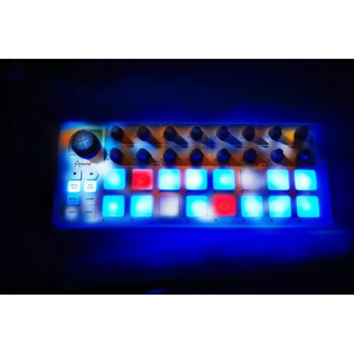 MIDI-контроллер Arturia BeatStep White Edition