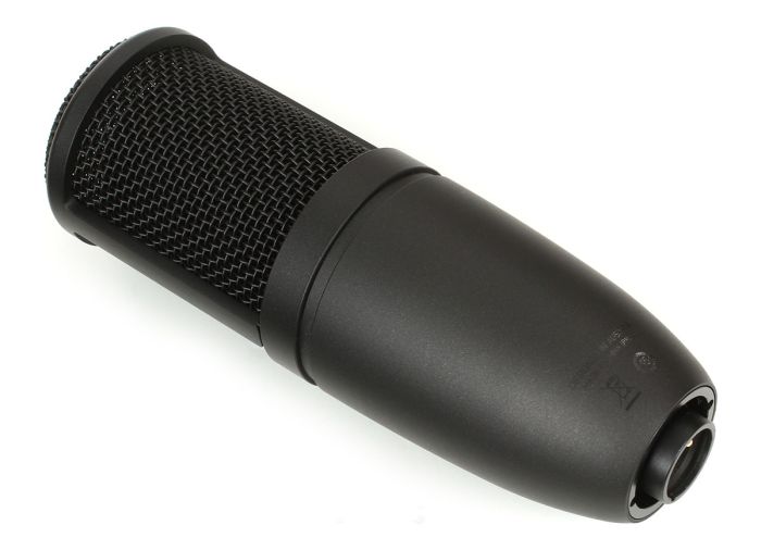 AKG P120 Студийный микрофон
