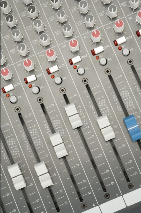 Allen Heath ZED2042 (420) Микшерный пульт
