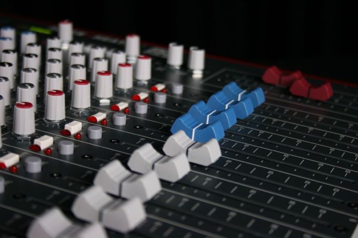 Allen Heath ZED1802 Микшерный пульт