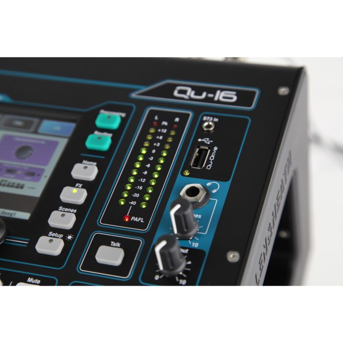 Allen Heath QU-16 Микшерный пульт