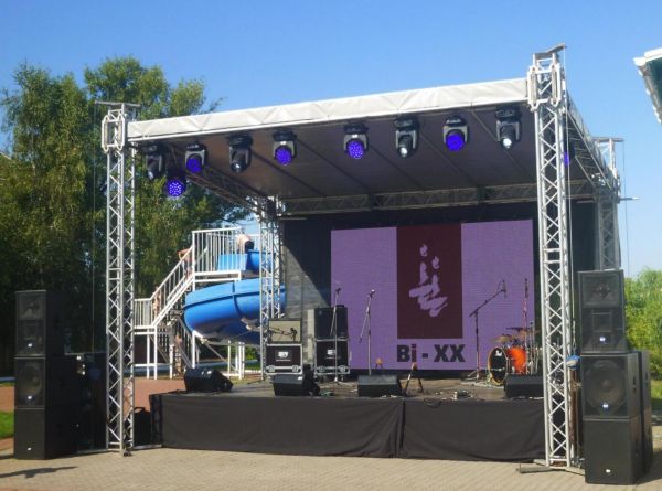 Сцена разборная с подъемной односкатной крышей 6х4 м