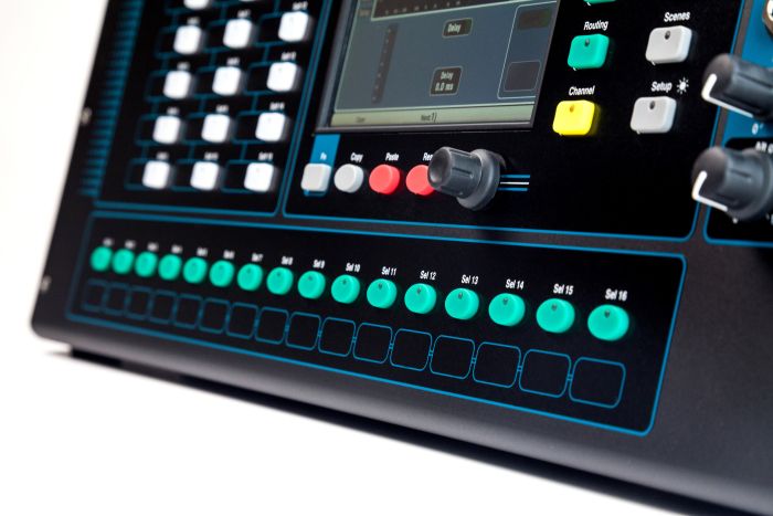 Allen Heath QU-PAC Микшерный пульт