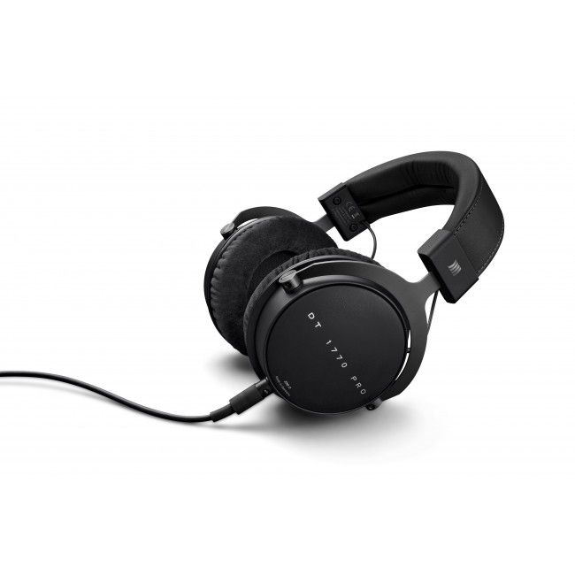 Студійні навушники Beyerdynamic DT 1770 PRO