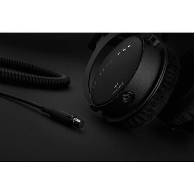 Студійні навушники Beyerdynamic DT 1770 PRO