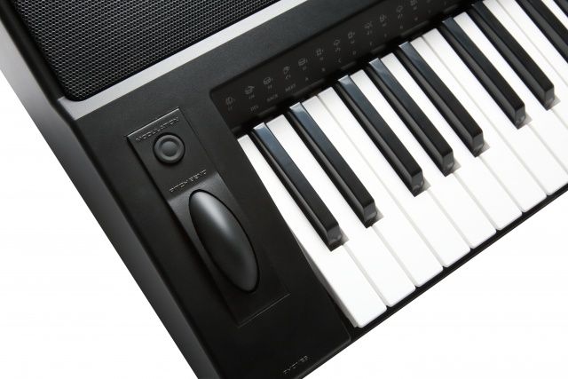 Kurzweil KP200 синтезатор с автоаккомпанементом