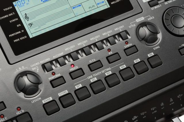 Kurzweil KP200 синтезатор с автоаккомпанементом