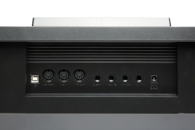 Kurzweil KP200 синтезатор с автоаккомпанементом