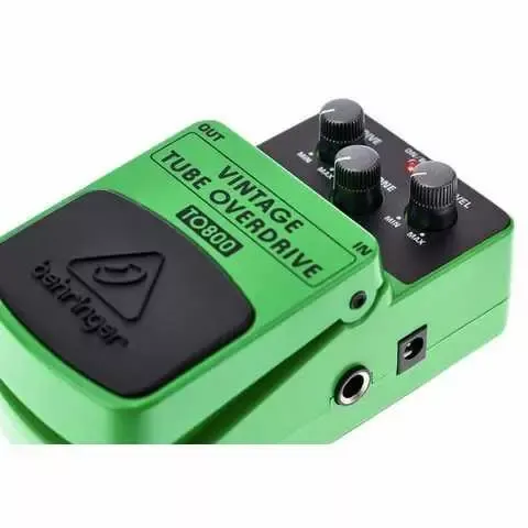 Гитарная педаль Behringer TO800