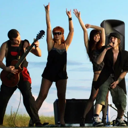 BEHRINGER SL 84C Вокальный микрофон с кнопкой мьют