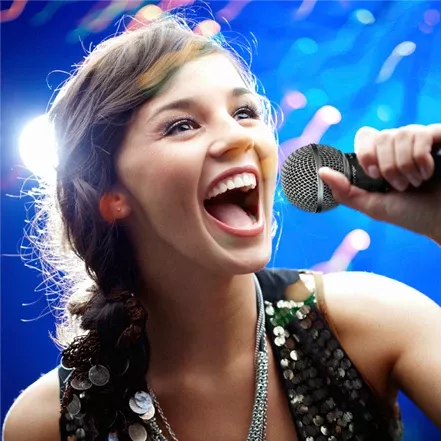 BEHRINGER SL 84C Вокальный микрофон с кнопкой мьют