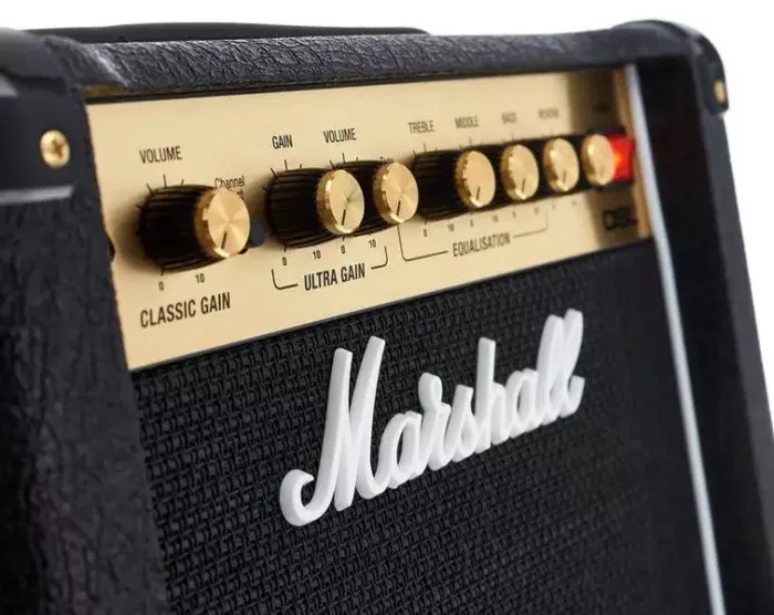 Комбоусилитель MARSHALL DSL1 Combo