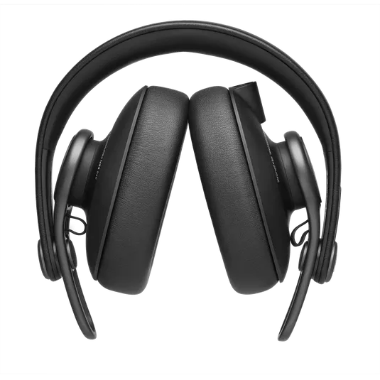 AKG K371 складні навушники закритого типу для блогерів та подкастів. Овальні чаши. Поворотний механізм для моніторингу одним навушником. XLR підєднання. Три кабелі. Вага 255г.