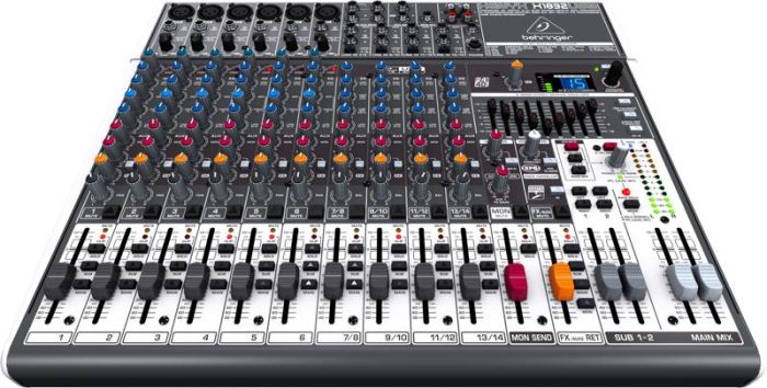 Микшерный пульт BEHRINGER XENYX X1832USB