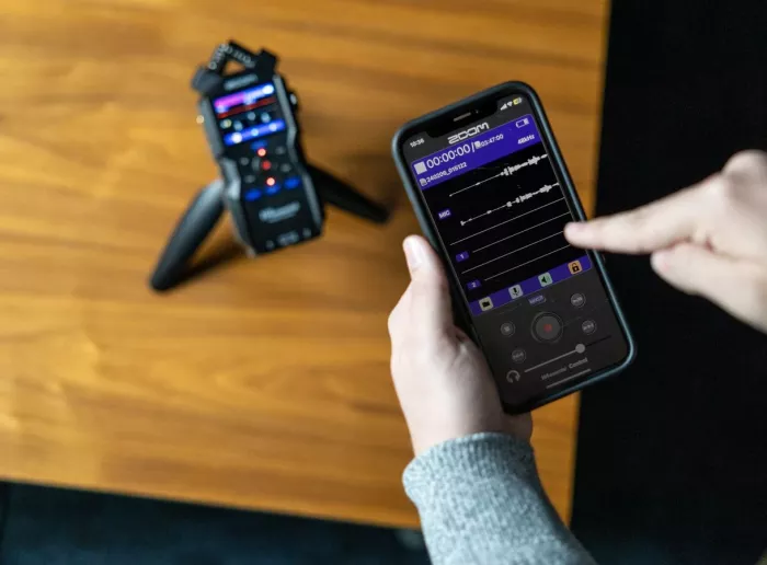 Zoom H4essential портативний 4-доріжковий рекордер, 32-bit float