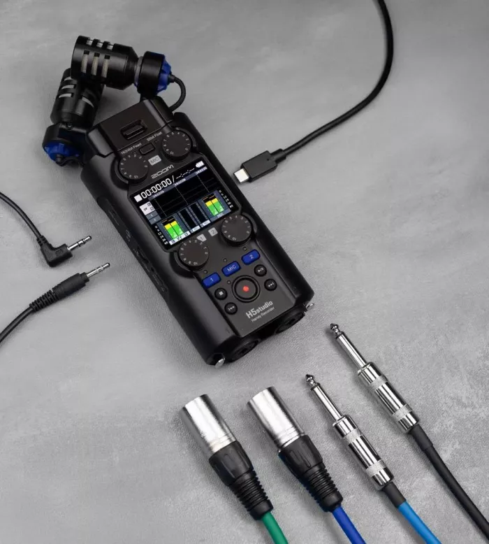 Zoom H5studio рекордер для студії та поля з 32-біт Float, багатоканальний одночасний запис (4 ізольовані доріжки + стерео мікс)