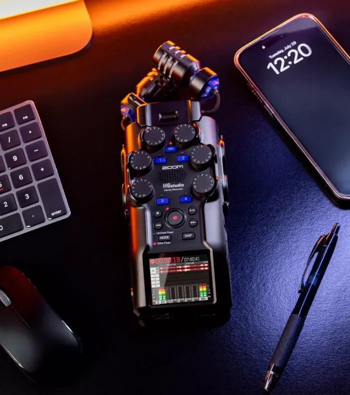 Zoom H6essential портативний рекордер 32-bit Float (6 каналів), Bluetooth (для керування та синхронізації тайм-коду), знімні X/Y мікрофони